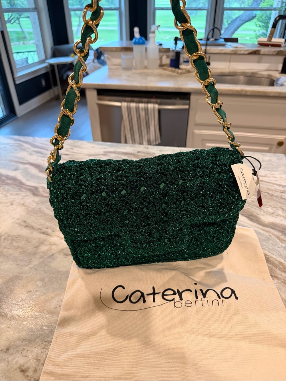 Textured Green Crochet Crossbody with Gold Chain Strap - Picture 3 of 7
